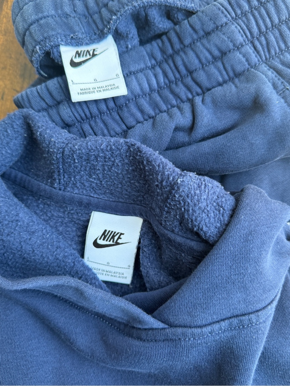 Nike Boys L Navy Fleece Hoodie & Jogger Sweatsuit 2 Piece Set - Picture 3 of 5